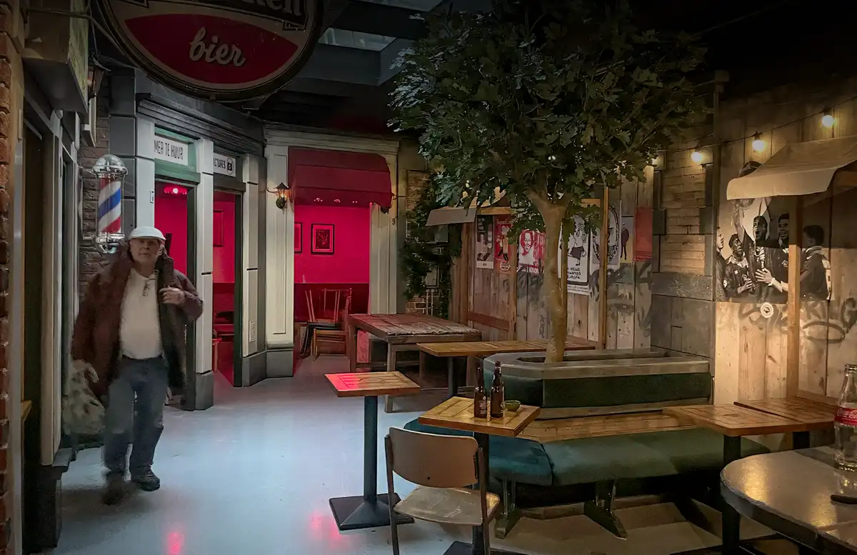 Bar Mokum